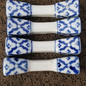 Chinese spoon rest and soup spoons.